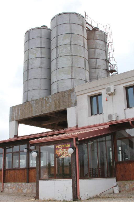 Agriturismo Silos Agri San Severo Exterior photo